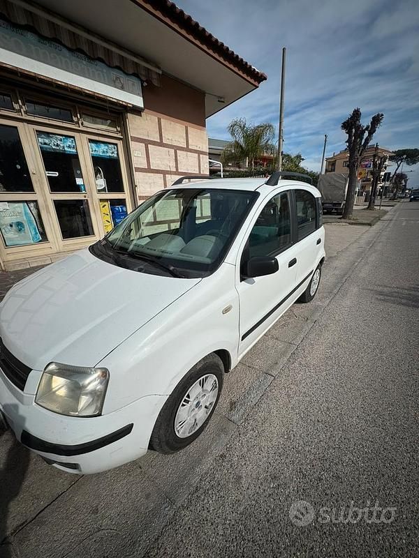 Usata Fiat Panda Dynamic 60 CV (44 kW) 2004 Bianco Utilitaria