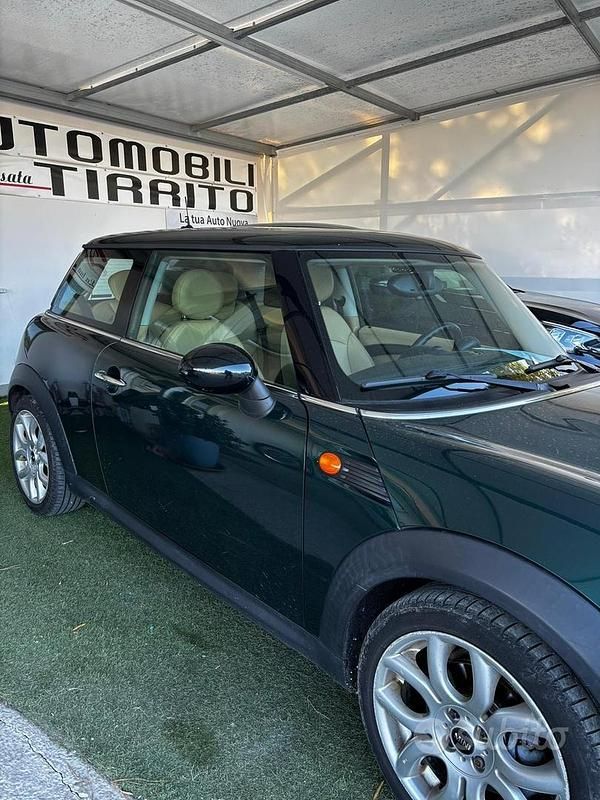 Usata Mini Cooper Coupé 109 CV (80 kW) 2010 Verde Coupé