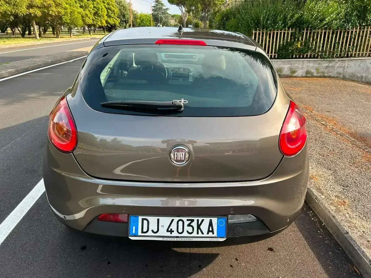 Usata Fiat Bravo Emotion 120 CV (88 kW) 2007 Marrone Utilitaria