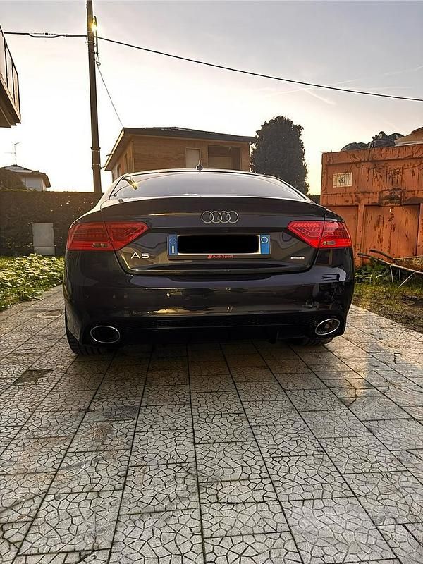 Usata Audi A5 Ambiente 177 CV (130 kW) 2013 Blu Coupé