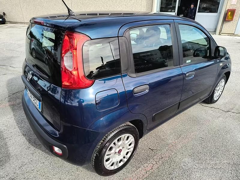 Usata Fiat Panda Easy 95 CV (69 kW) 2017 Blu Utilitaria