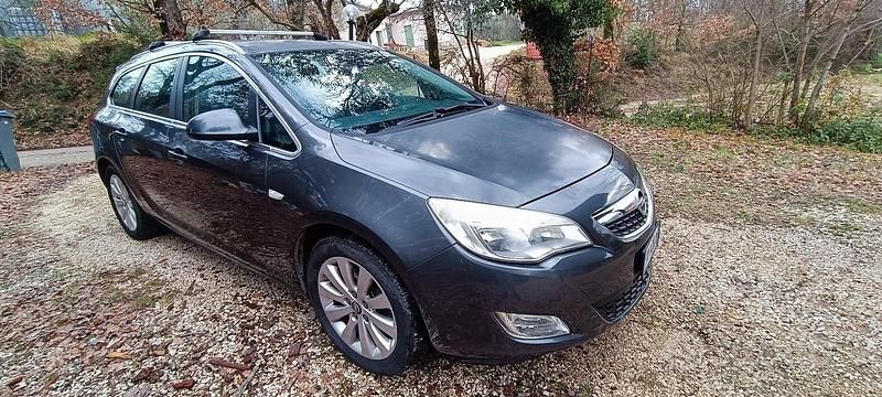 Occasion Opel Astra 2012 Gris Break