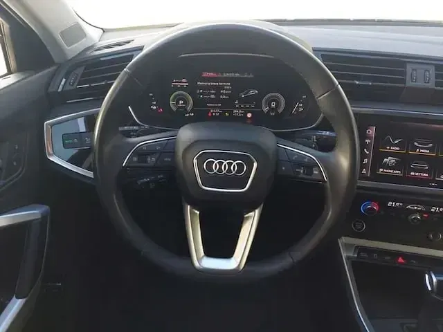Usata Audi Q3 Business Plus 245 CV (180 kW) 2023 Grigio chronos metallizzato SUV