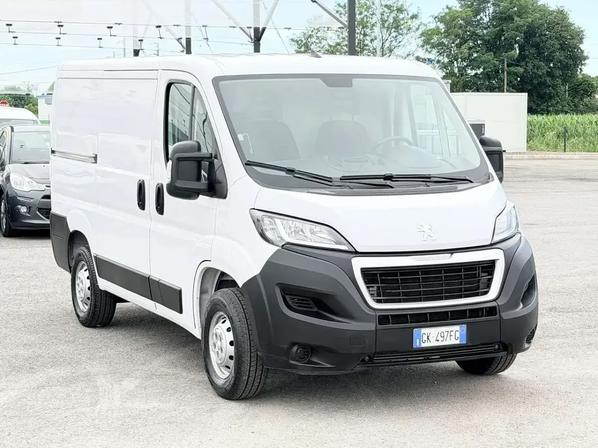 Usata Peugeot Boxer 120 CV (88 kW) 2022 Other Furgone