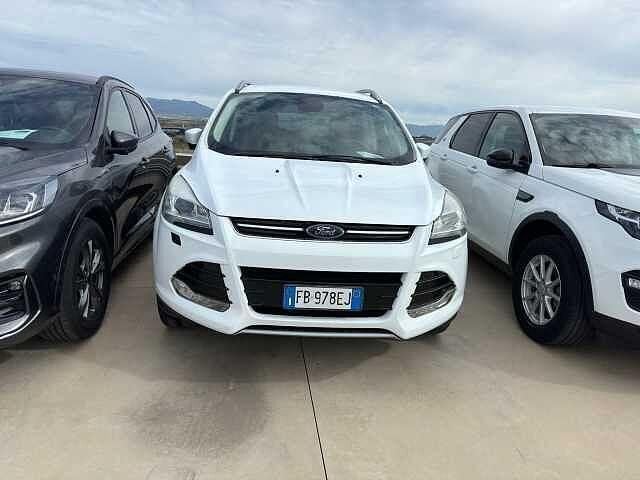 Usata Ford Kuga Titanium 120 CV (88 kW) 2015 Bianco SUV