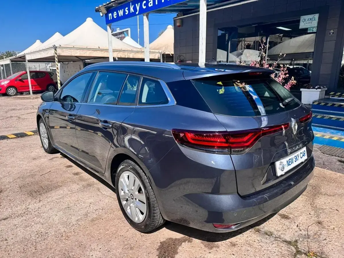 Usata Renault Mégane GrandTour Business 116 CV (85 kW) 2022 Grigio Station wagon