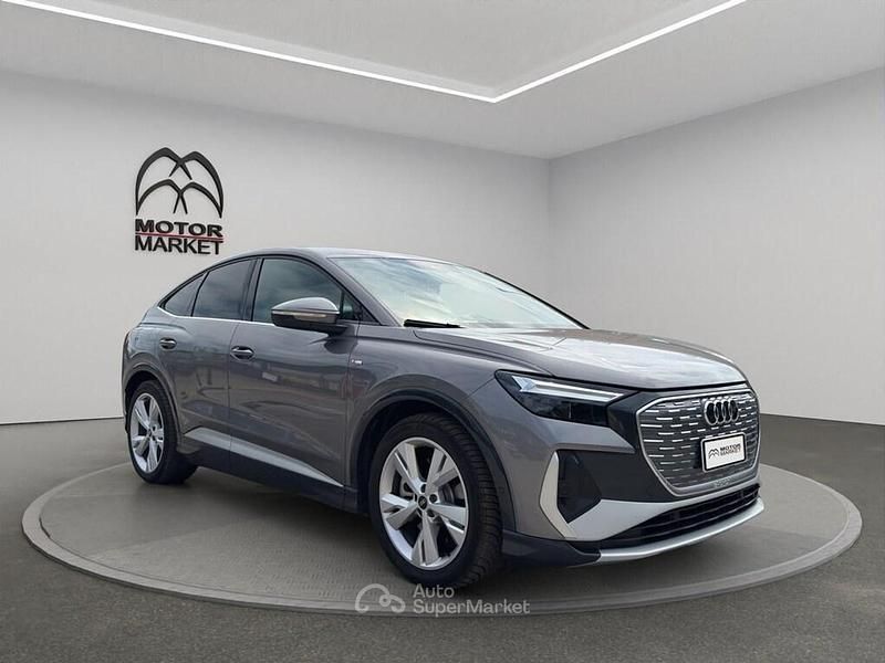Usata Audi Q4 e-tron S-Line 150 kW (204 CV) 2023 Argento SUV
