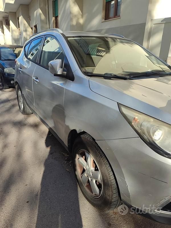 Käytetty Hyundai ix35 115 HP (84 kW) 2011 Harmaa Katumaasturi