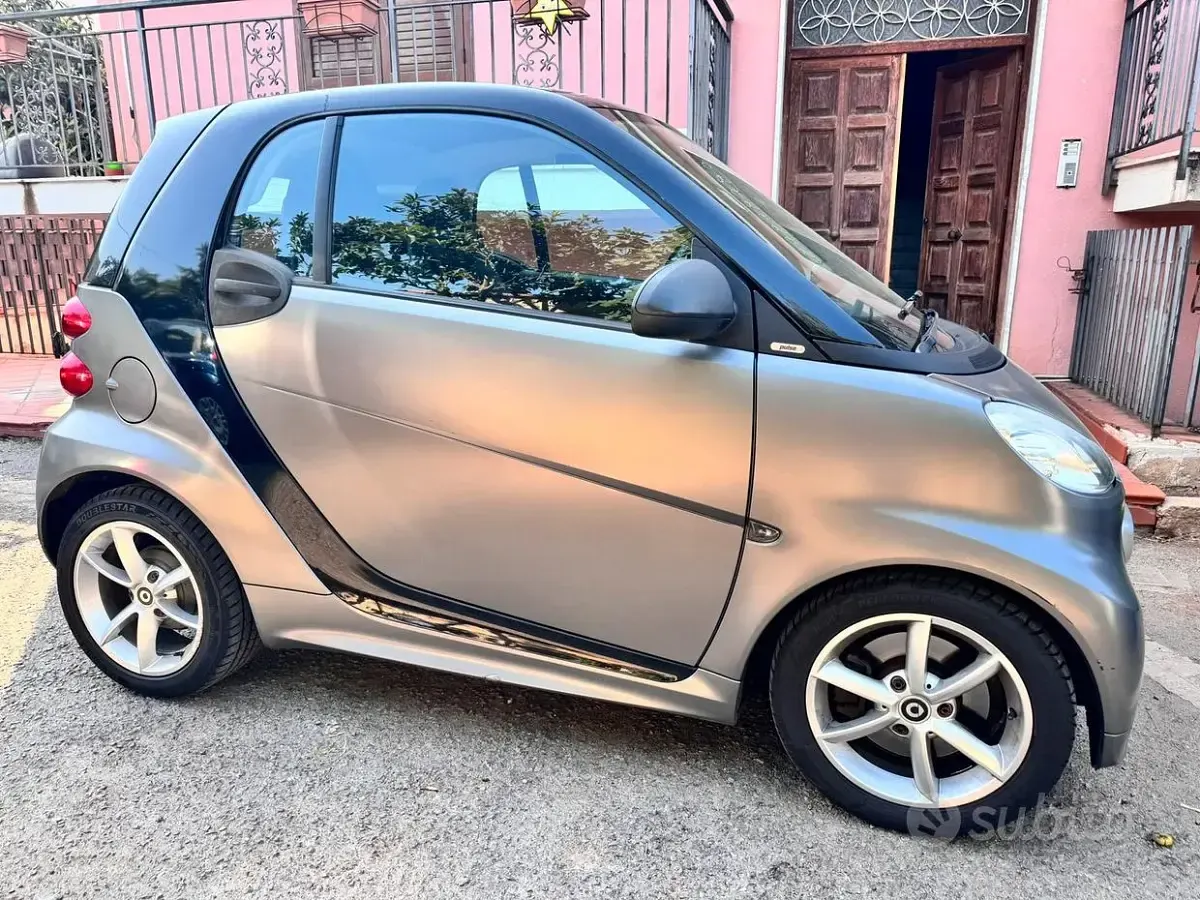 Usata Smart ForTwo Coupé 41 CV (30 kW) 2013 Grigio Coupé
