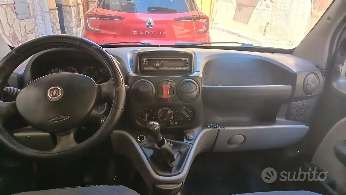 Usata Fiat Doblò 105 CV (77 kW) 2008 Monovolume