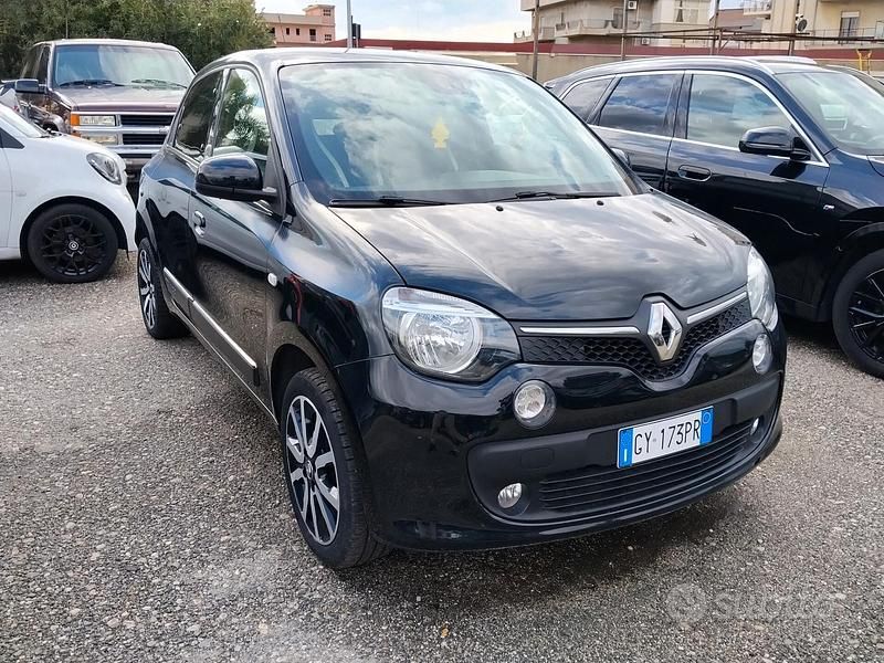 Nero Usata 2016 Renault Twingo Intens Due volumi | 10.500 € (Molto cara) - Immagine 1/4