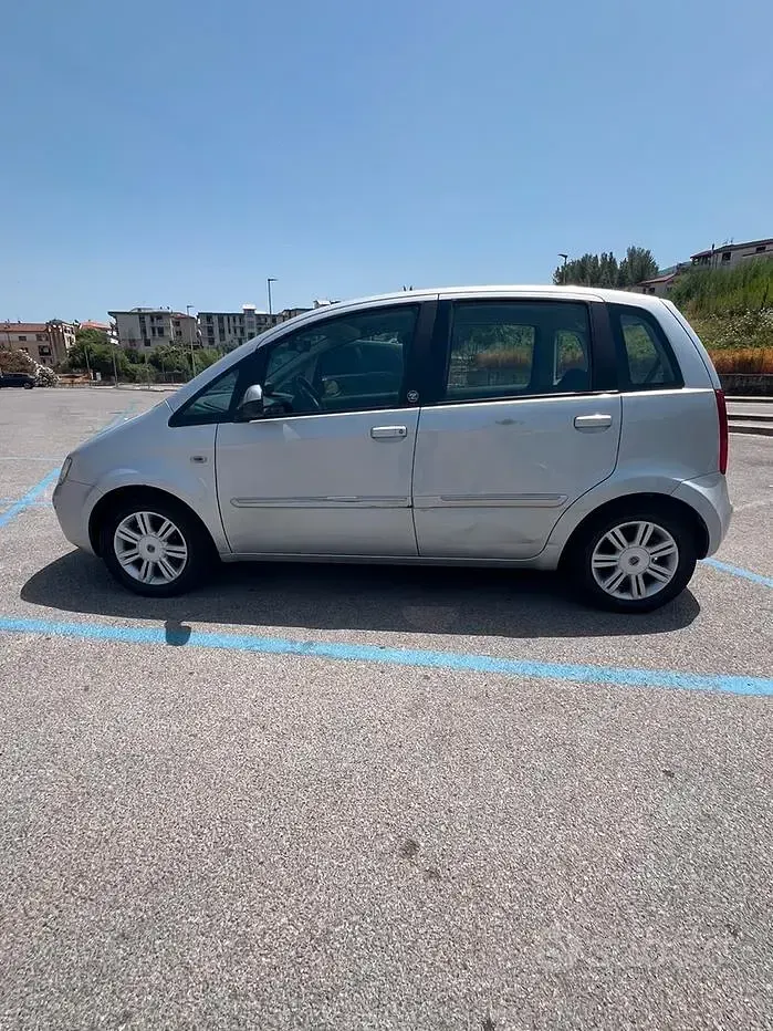 Usata Fiat Idea 77 CV (56 kW) 2011 Monovolume