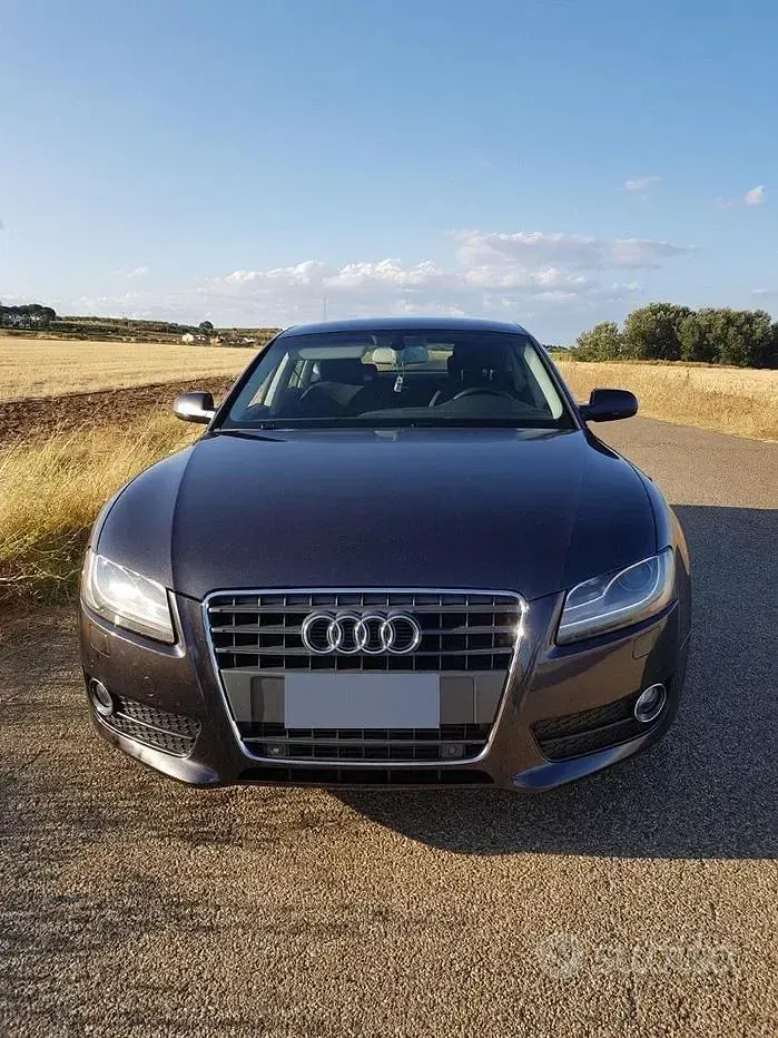 Usata Audi A5 143 CV (105 kW) 2010 Grigio Coupé
