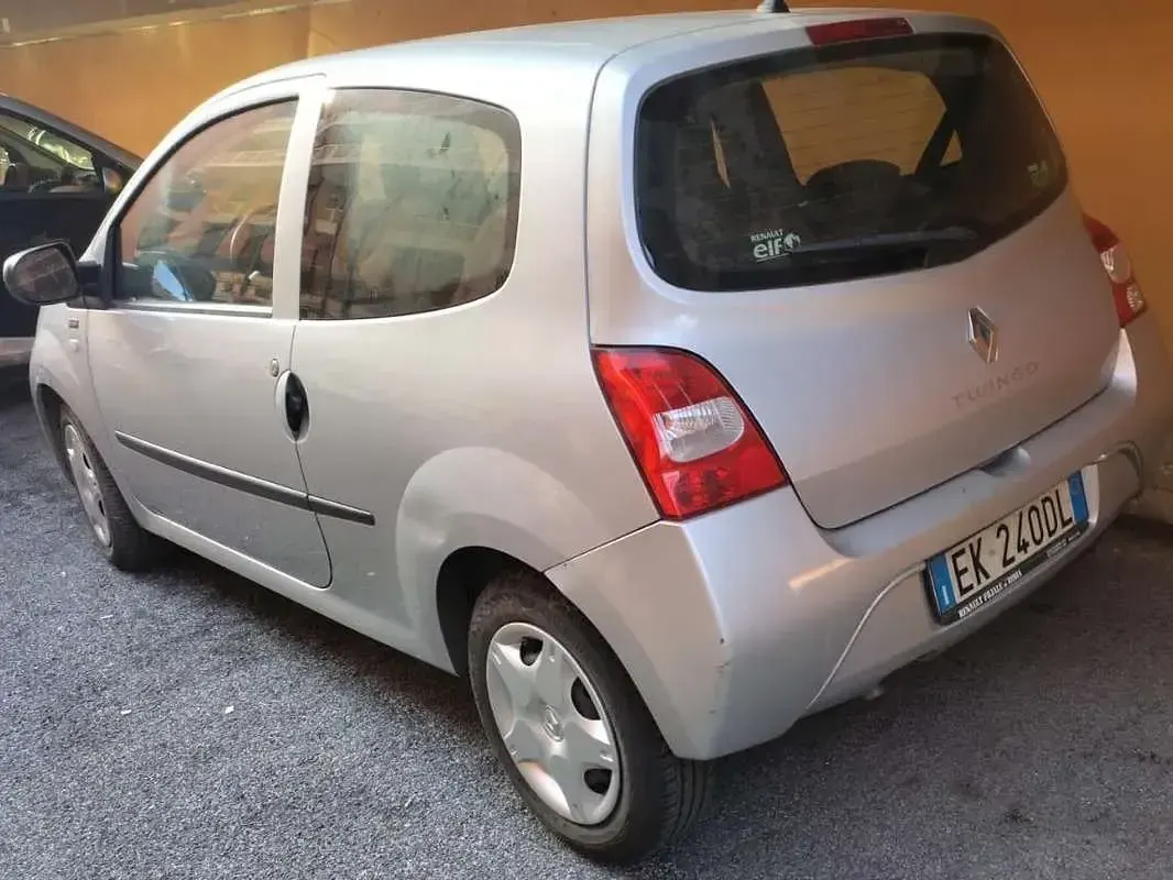 Gebraucht Renault Twingo 75 PS (55 kW) 2011 Grau Kleinwagen