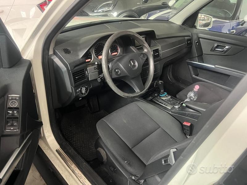 Usata Mercedes GLK220 Edition 1 169 CV (124 kW) 2009 Bianco SUV