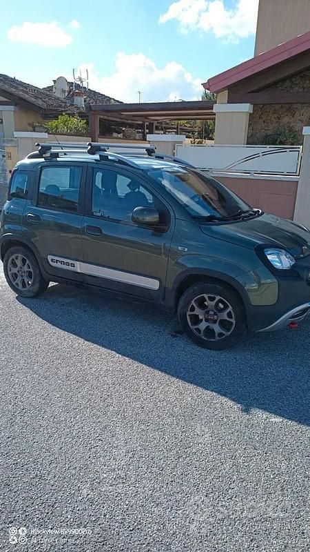 Usata Fiat Panda Cross Cross 69 CV (50 kW) 2018 Verde Utilitaria