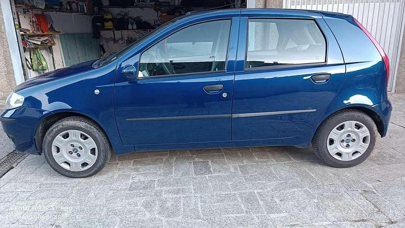 Usata Fiat Punto 60 CV (44 kW) 2004 Utilitaria
