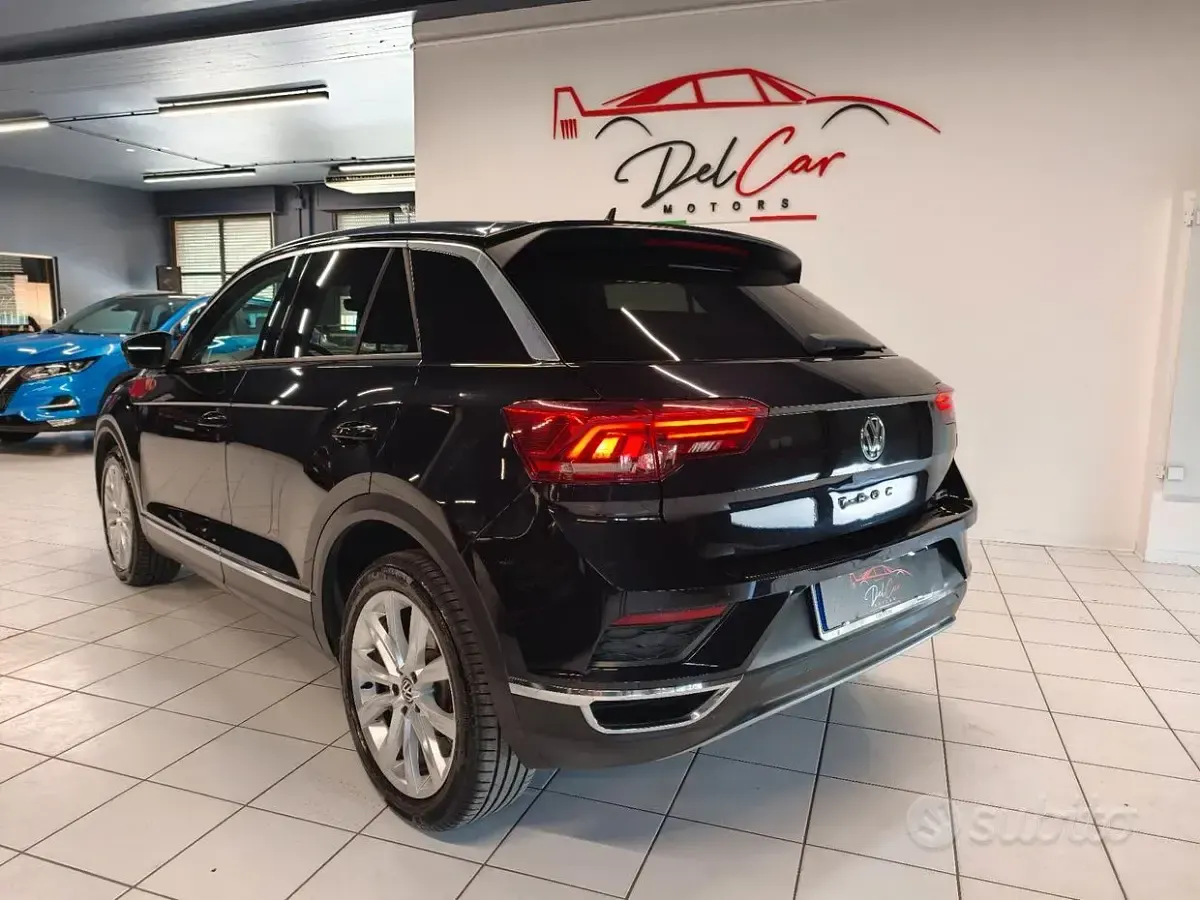 Usata VW T-Roc Advance 150 CV (110 kW) 2018 Nero SUV
