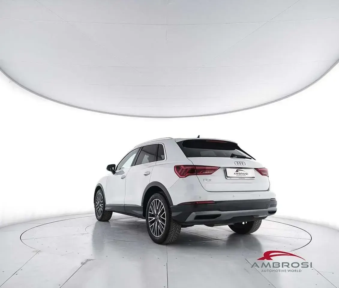 Usata Audi Q3 Advanced 150 CV (110 kW) 2023 Bianco SUV