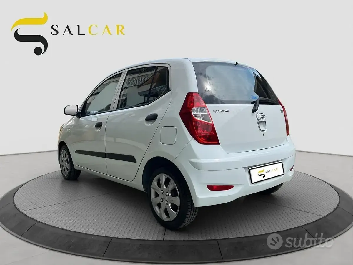 Usata Hyundai i10 Style 69 CV (50 kW) 2011 Bianco Utilitaria