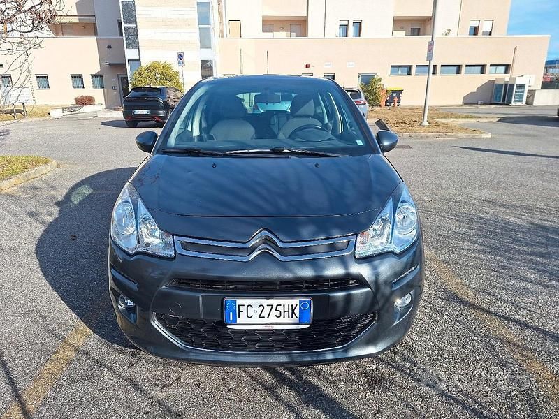 Grigio Usata 2016 Citroën C3 Exclusive Tre volumi | 4000 € (Super prezzo) - Immagine 1/4