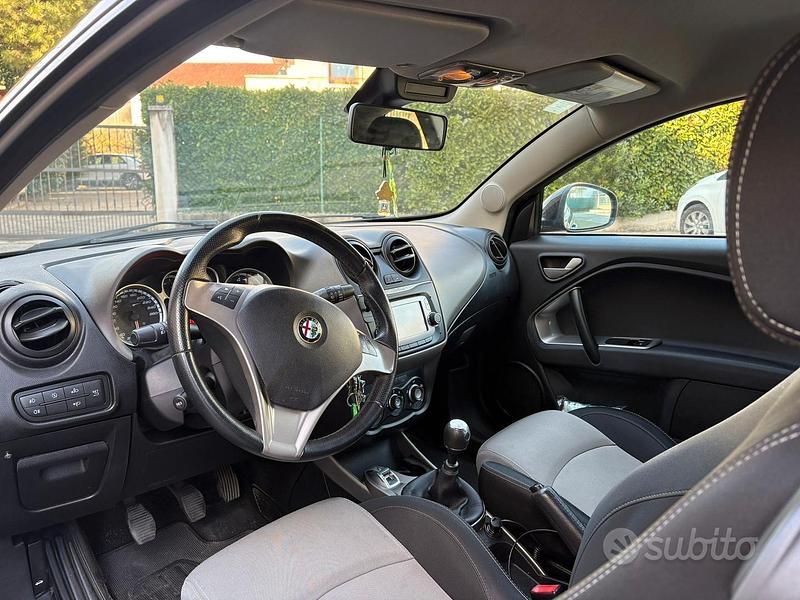 Nero Usata 2014 Alfa Romeo MiTo Distinctive Utilitaria | 4750 € (Ottimo prezzo) - Immagine 1/4