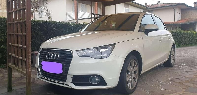 Usata Audi A1 Sportback Attraction 86 CV (63 kW) 2012 Utilitaria