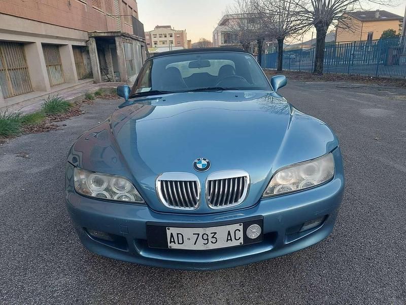 Usata BMW Z3 116 CV (85 kW) 1996 Blu/azzurro Cabrio