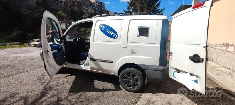 Usata 2002 Fiat Doblò Monovolume | 2200 € (Buon prezzo) - Immagine 1/4