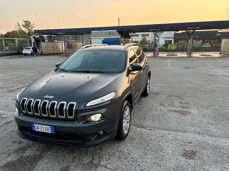 Usato 2015 Jeep Cherokee 2.0 Diesel 140 CV (14.000 €)