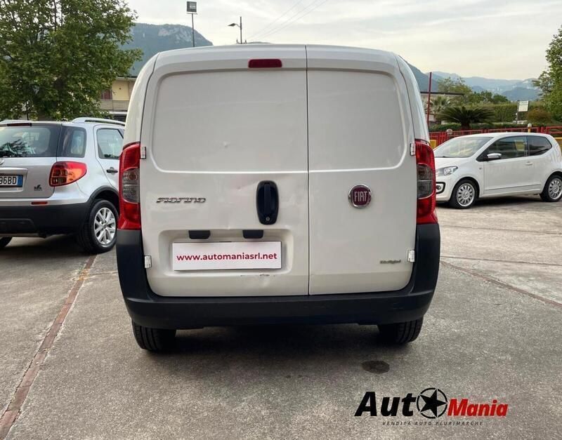 Usata Fiat Fiorino 75 CV (55 kW) 2014 Bianco Monovolume