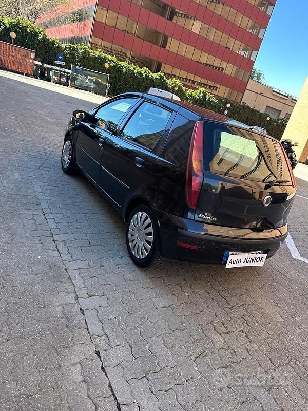 Usata Fiat Punto Active 59 CV (43 kW) 2006 Nero Utilitaria