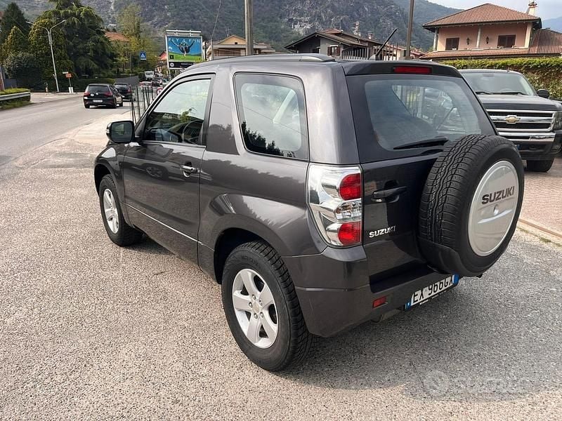 Occasion Suzuki Grand Vitara 106 PK (77 kW) 2014 Grijs SUV