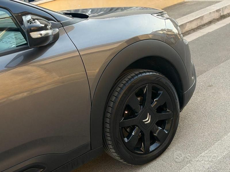 Usata Citroën C4 Shine 99 CV (72 kW) 2018 Antracite Berlina