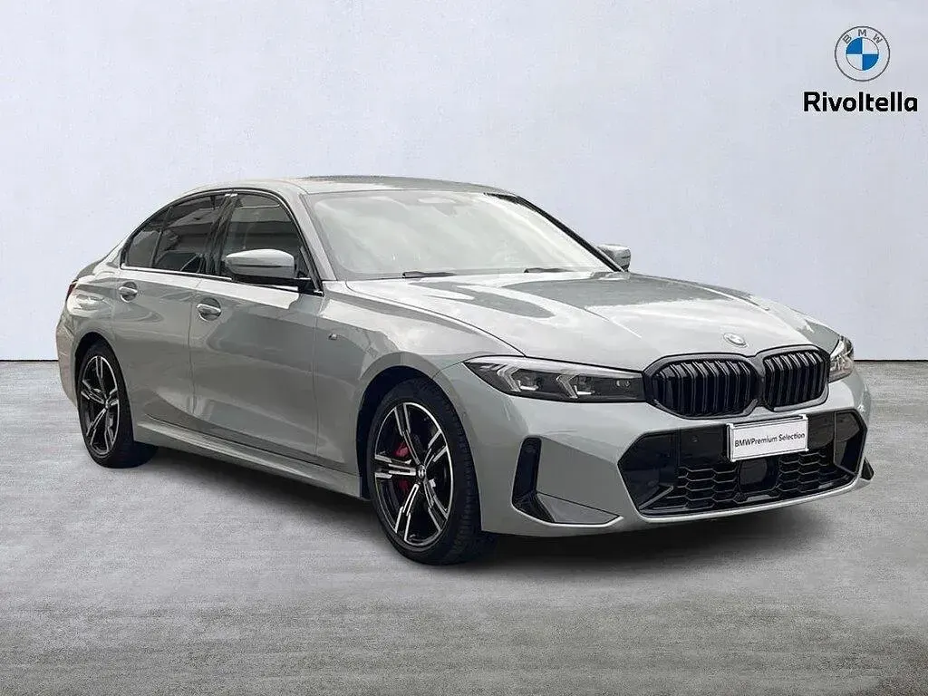 Usata BMW 320e M Sport 190 CV (139 kW) 2025 Grigio Berlina