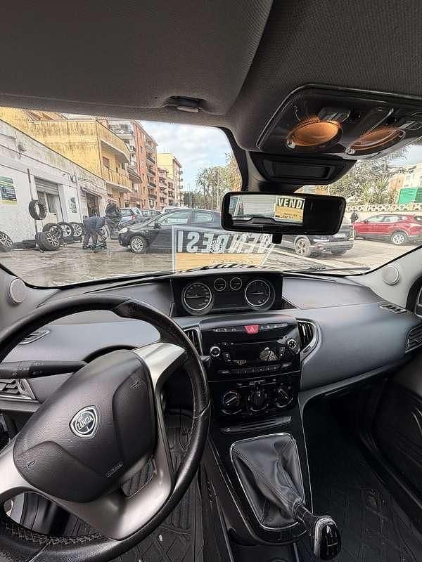 Usata Lancia Ypsilon Silver 95 CV (69 kW) 2011 Utilitaria