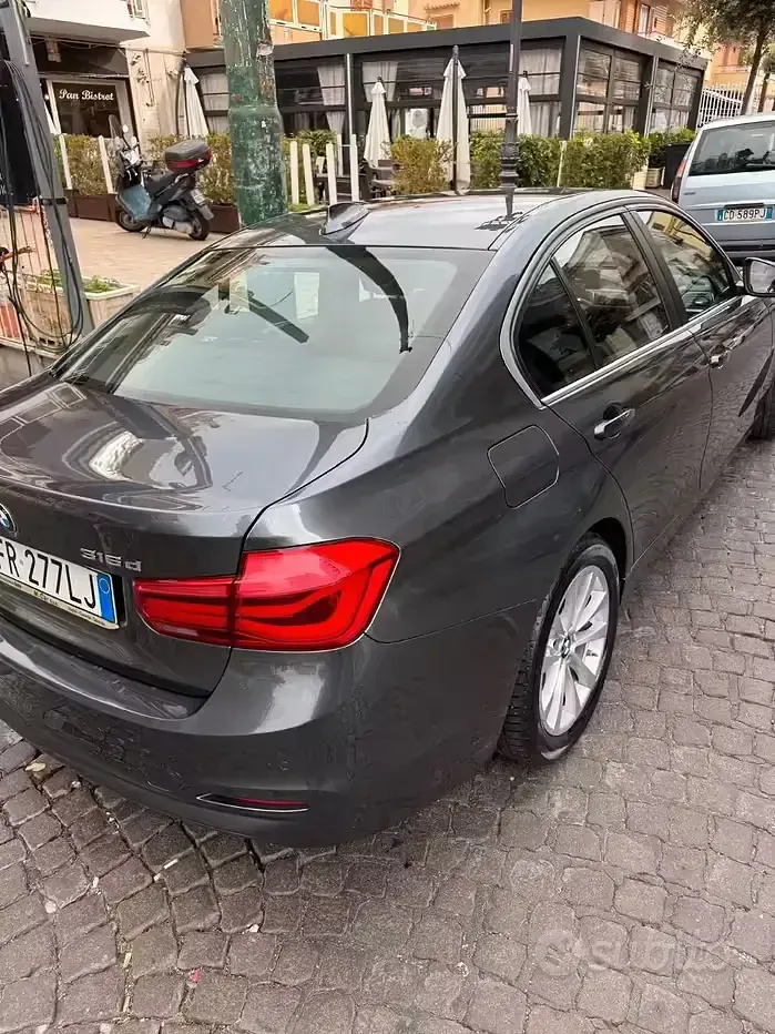 Usata BMW 316 116 CV (85 kW) 2018 Grigio Berlina