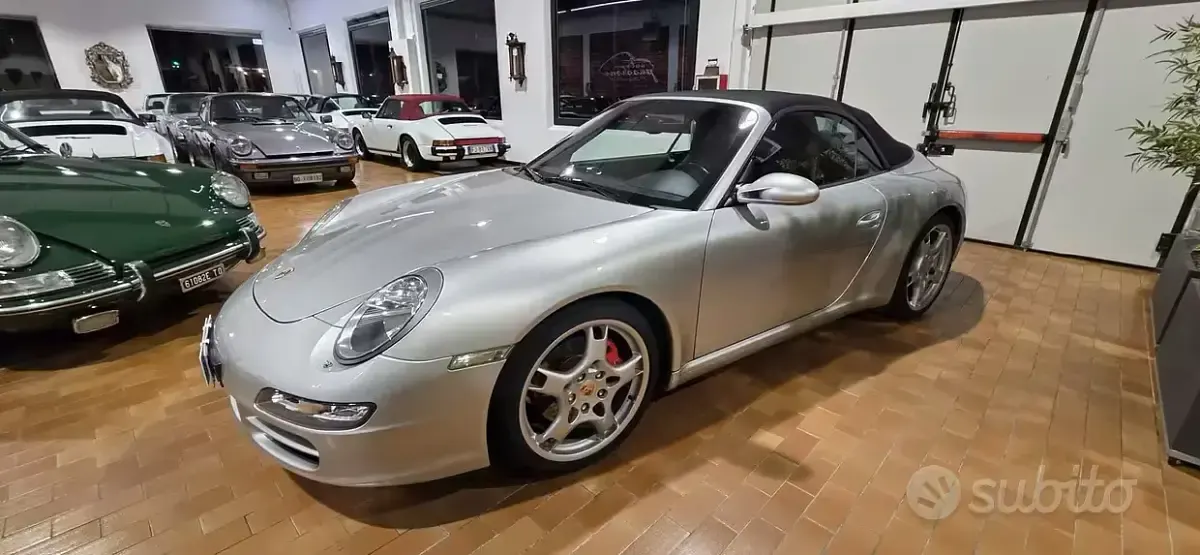 Usata Porsche 911 Carrera S Cabriolet 355 CV (261 kW) 2005 Grigio Cabrio