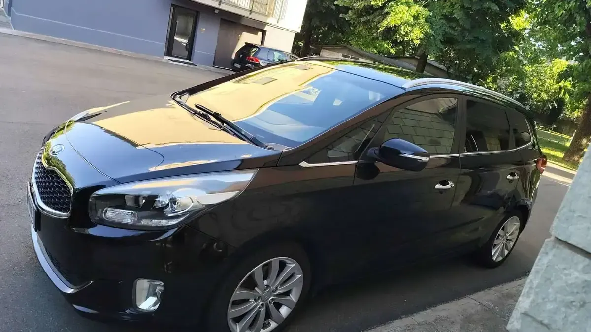Usata Kia Carens 136 CV (100 kW) 2015 Nero Monovolume