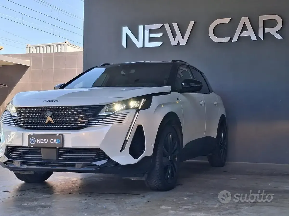 Usata Peugeot 3008 GT 131 CV (96 kW) 2023 Bianco SUV