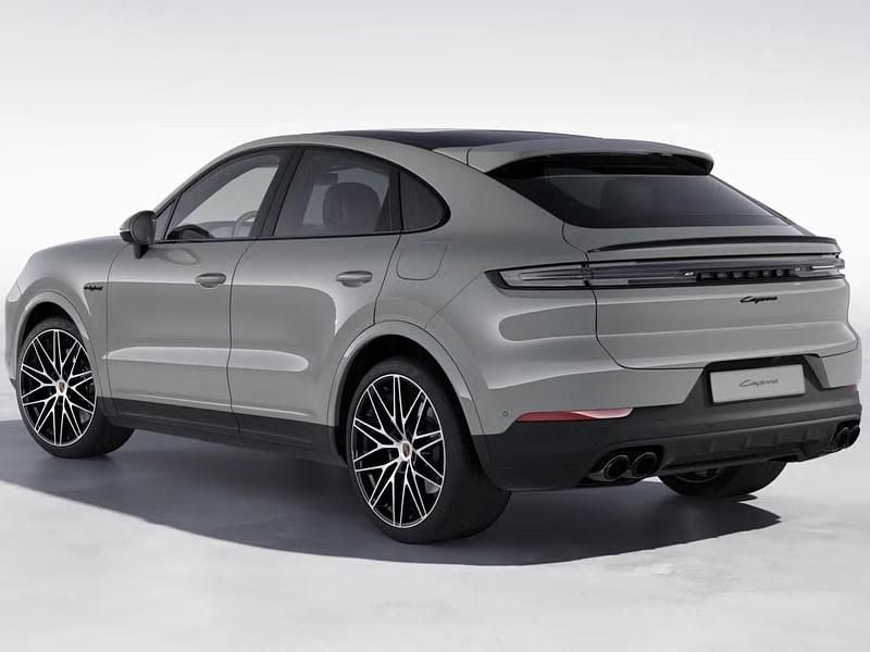 Nuova Porsche Cayenne 470 CV (345 kW) 2026 Gesso SUV