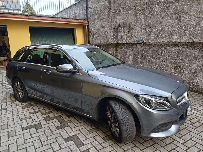 Usata Mercedes C200 Business 136 CV (100 kW) 2016 Grigio Station wagon