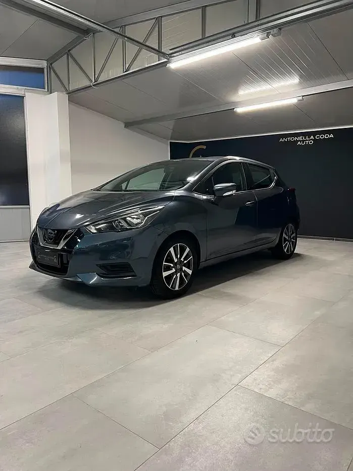 Usata Nissan Micra Visia+ 90 CV (66 kW) 2018 Grigio Utilitaria