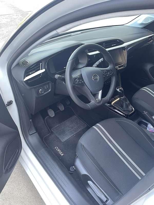 Usata Opel Corsa 75 CV (55 kW) 2023 Bianco Berlina