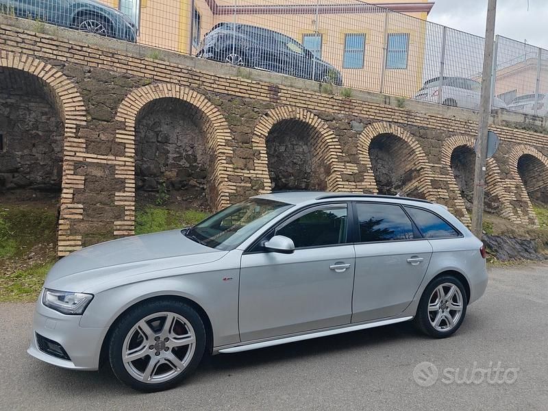 Usata Audi A4 143 CV (105 kW) 2012 Grigio Station wagon