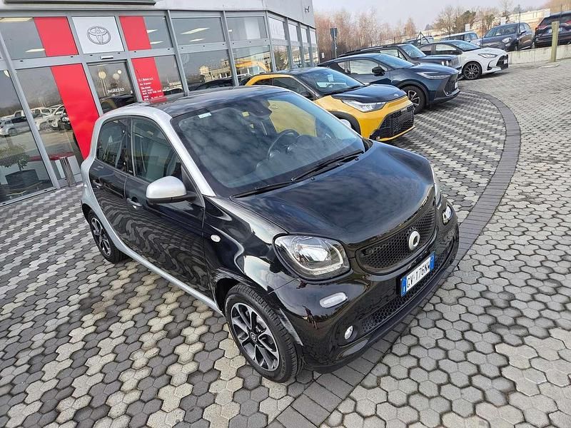 Usata Smart ForFour Passion 71 CV (52 kW) 2016 Nero Utilitaria