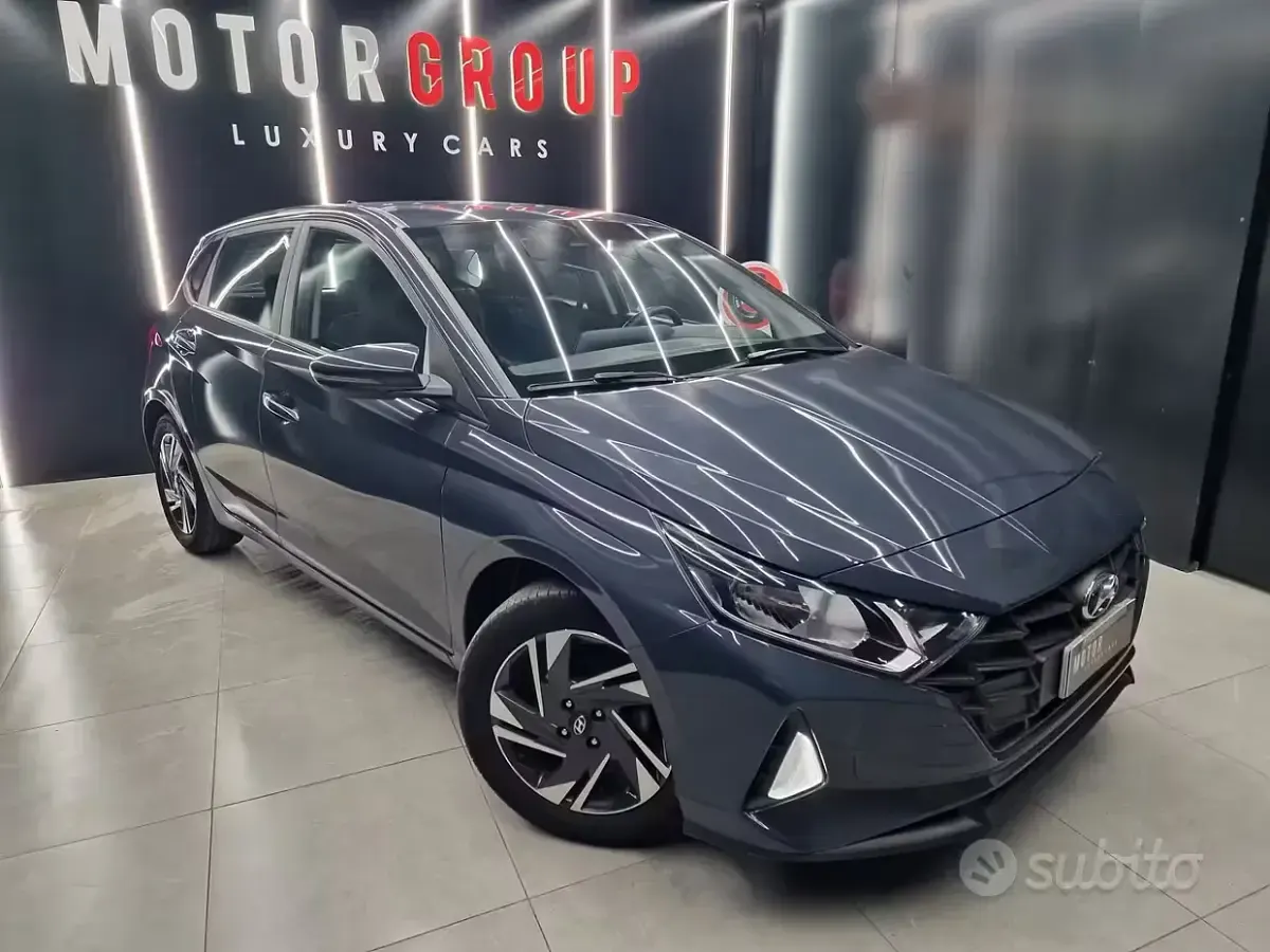 Usata Hyundai i20 84 CV (61 kW) 2023 Grigio Utilitaria