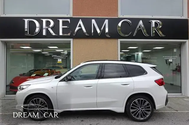 Usata BMW X1 M Sport 197 CV (144 kW) 2024 Bianco pastello SUV