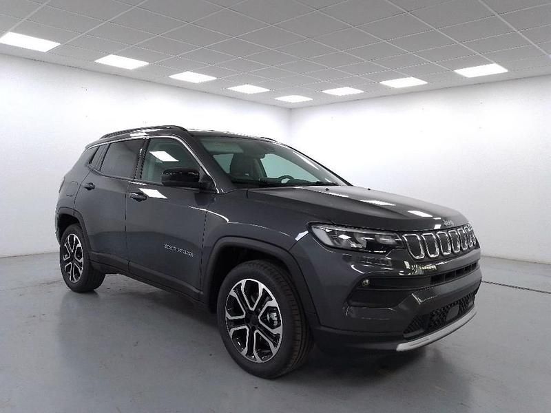 Usata Jeep Compass Night Eagle 131 CV (96 kW) 2023 Grigio SUV