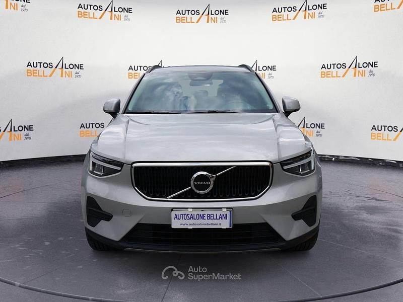 Usata Volvo XC40 163 CV (119 kW) 2023 Grigio SUV